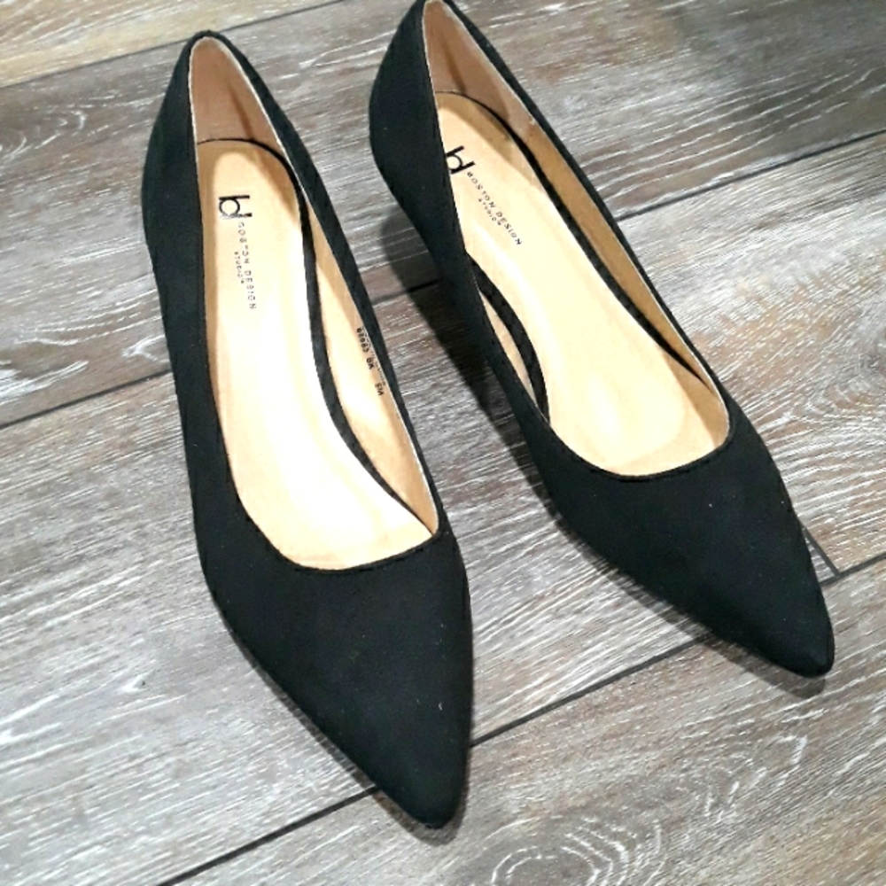 Boston Design black fabric heels. Size 8. NWOT